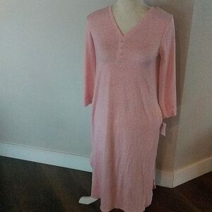 NWOT Ellen Tracy Heathered Pink Sleep Shirt Small